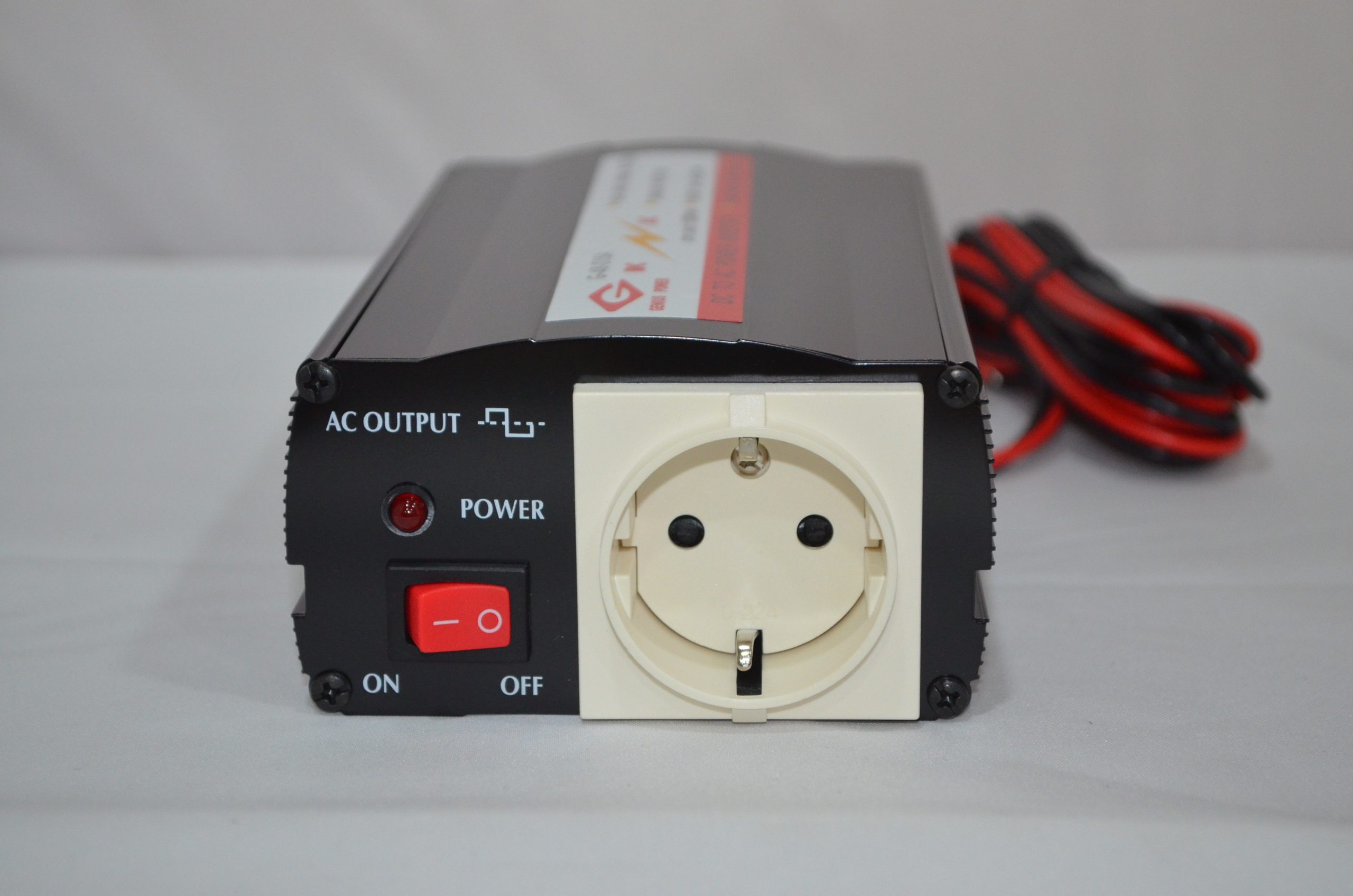 Inversor de corriente 12v - 220v